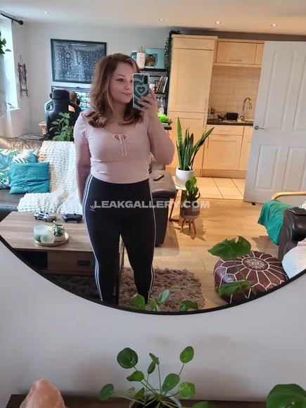 Holiwhirl Exclusive Leaked Nude OnlyFans #8024750
