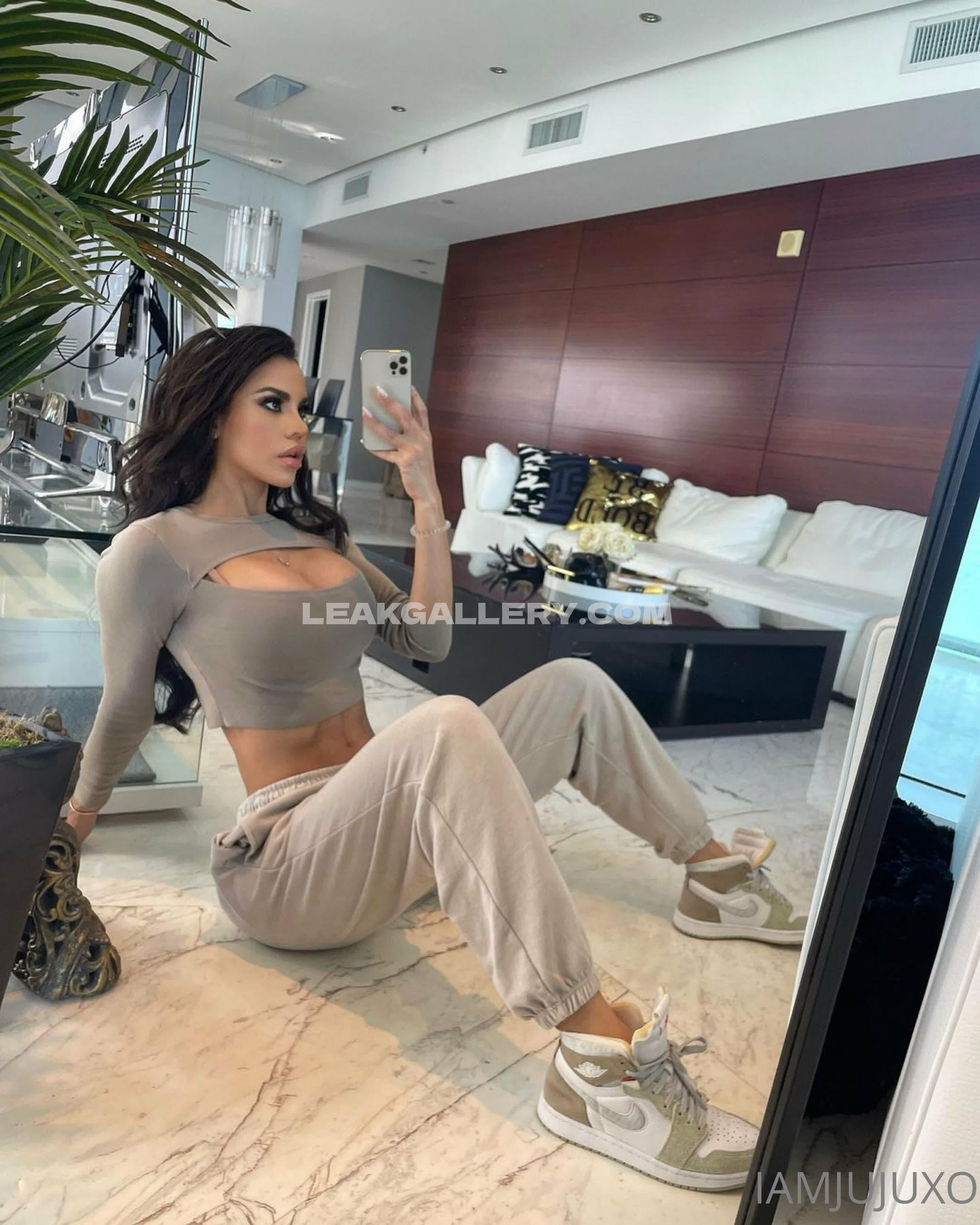 Iamjuju Exclusive Leaked Nude OnlyFans #4617970