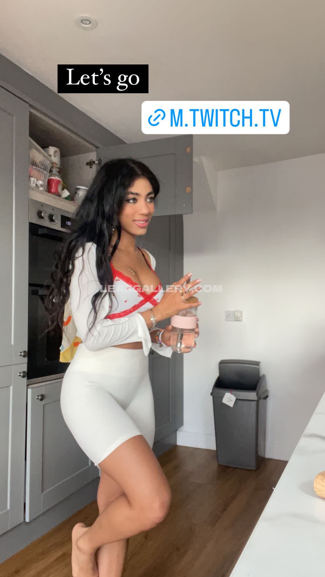 Itssunpi OnlyFans Nudi in Esclusiva Trapela #7783635