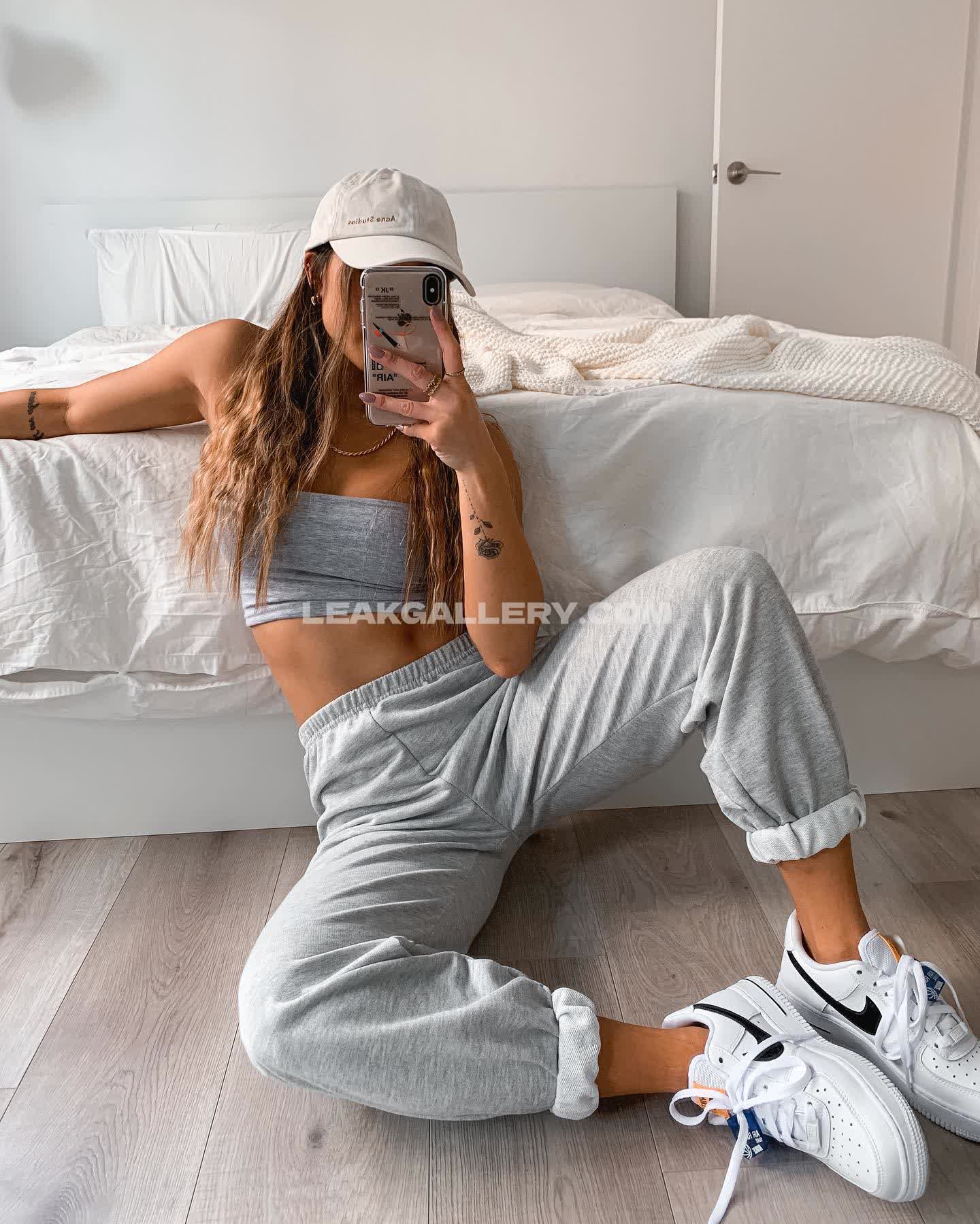 Jennifer__chong Exclusive Leaked Nude OnlyFans #7023383