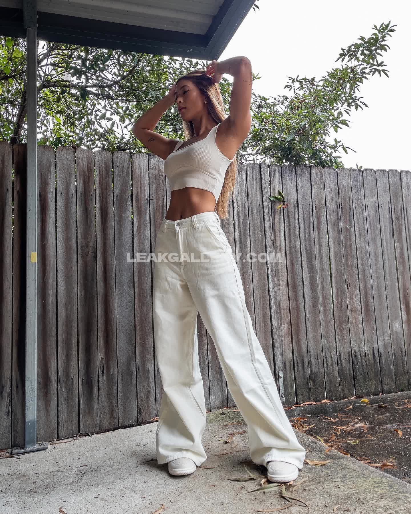 Jennifer__chong Exclusive Leaked Nude OnlyFans #7023134
