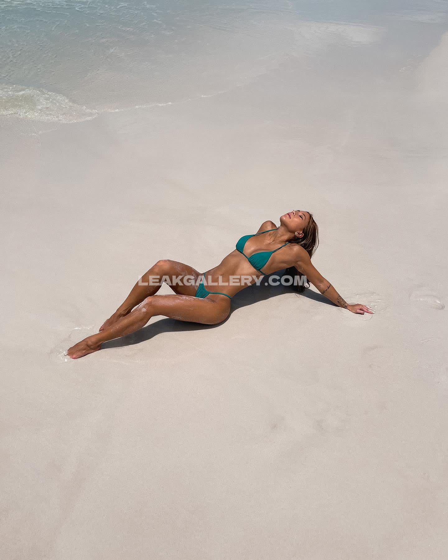 Jennifer__chong Exclusive Leaked Nude OnlyFans #7023106