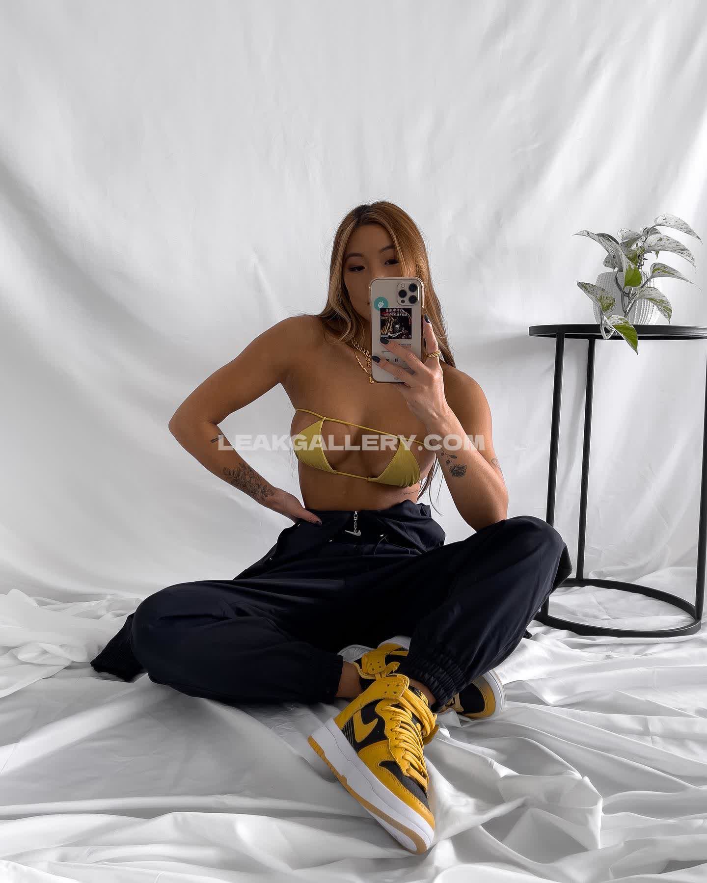 Jennifer__chong Exclusive Leaked Nude OnlyFans #7023642