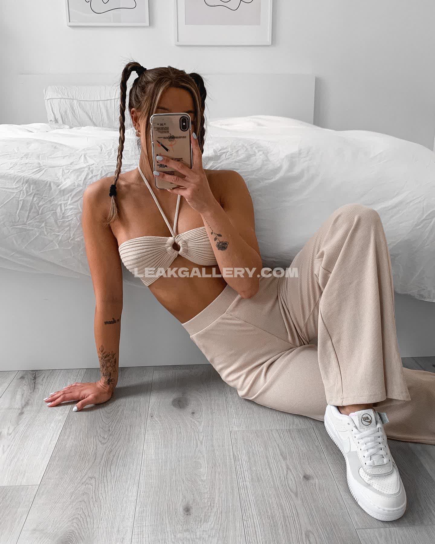 Jennifer__chong Exclusive Leaked Nude OnlyFans #7023073