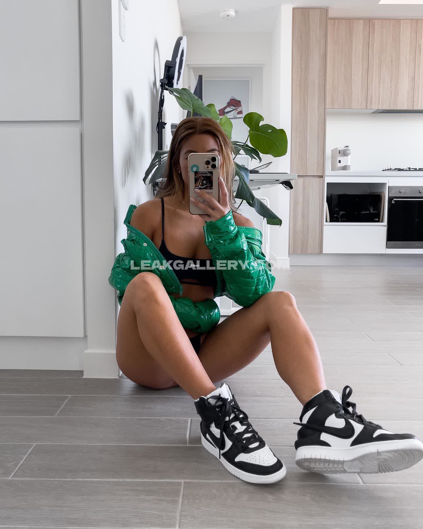 Jennifer__chong Exclusive Leaked Nude OnlyFans #7023710