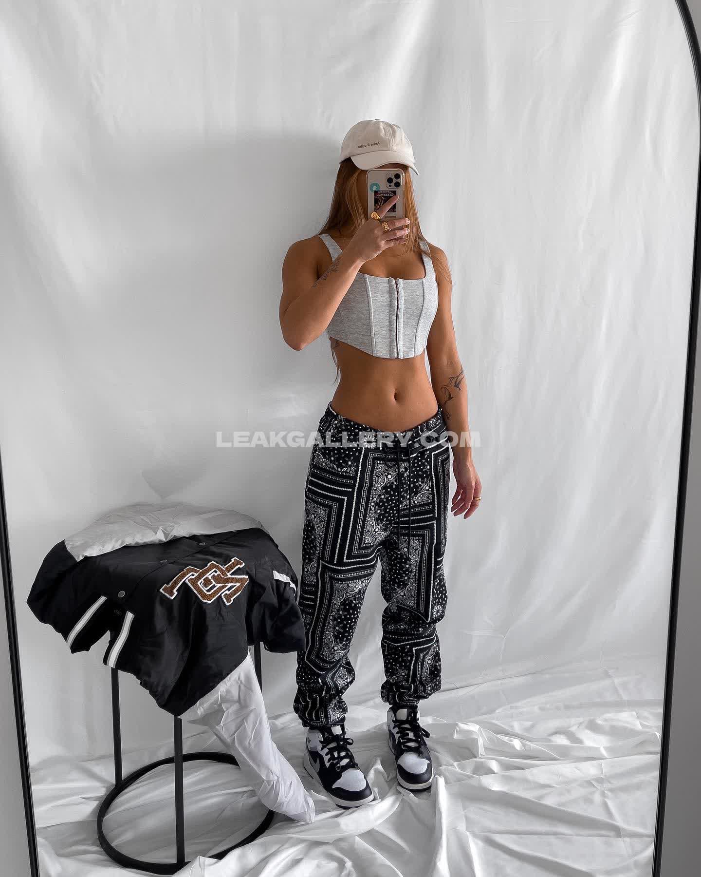 Jennifer__chong Exclusive Leaked Nude OnlyFans #7023599