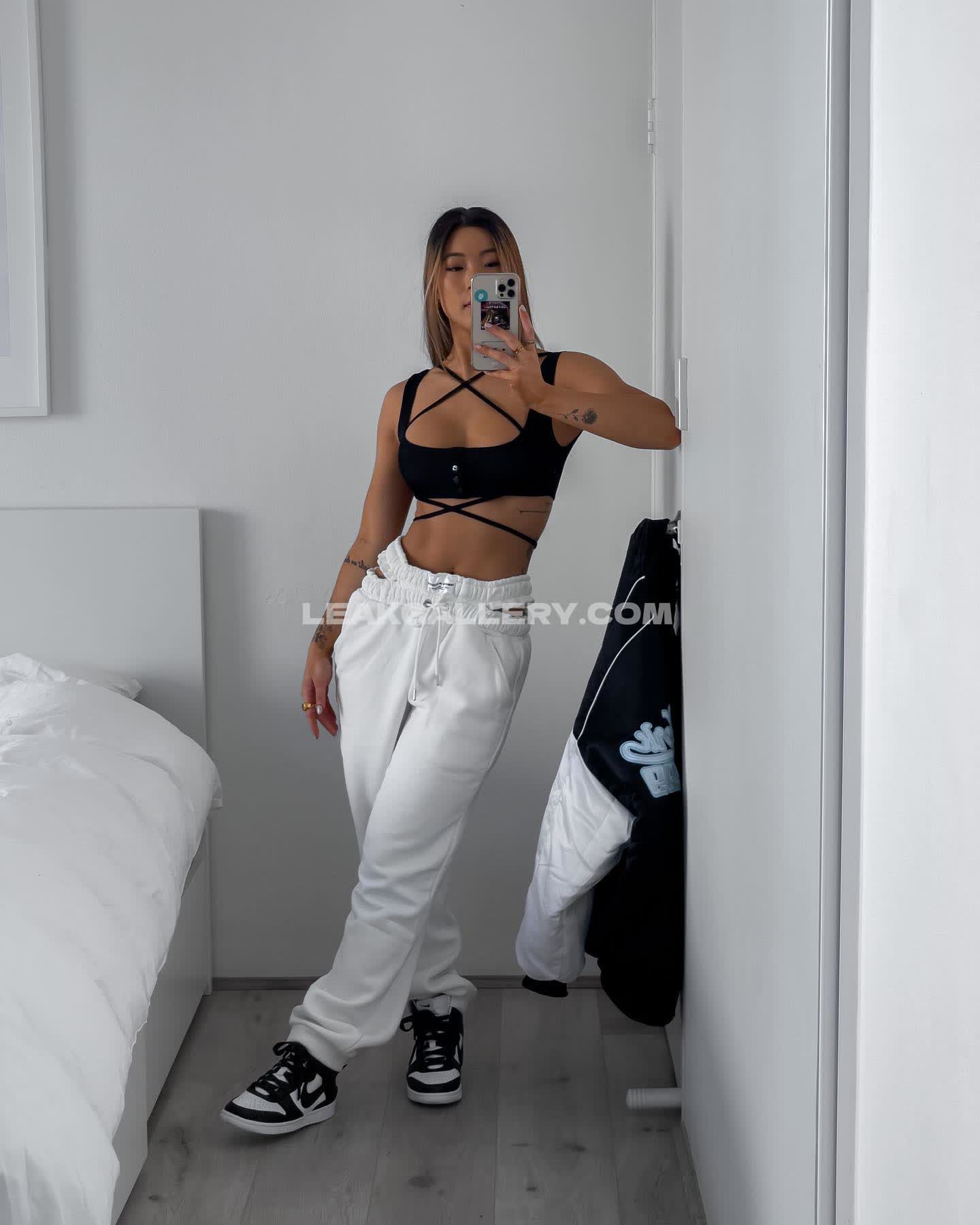 Jennifer__chong Exclusive Leaked Nude OnlyFans #7023665
