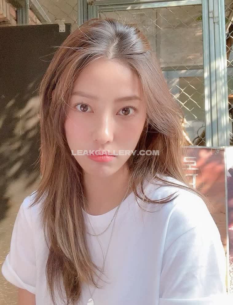 Jeonjisu92 Exclusive Leaked Nude OnlyFans #7831907