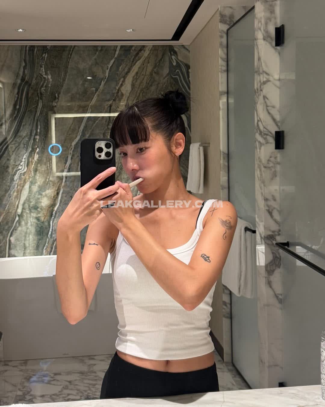 Jeonjisu92 Exclusive Leaked Nude OnlyFans #7834622