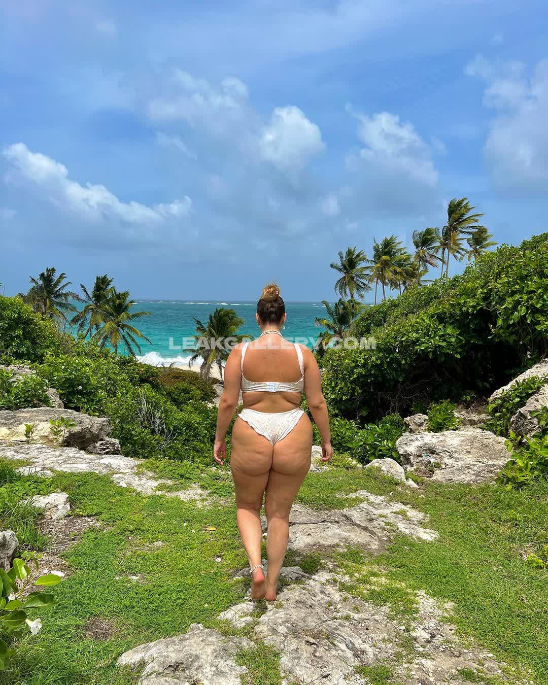 Joannvdherik Exclusive Leaked Nude OnlyFans #4115027