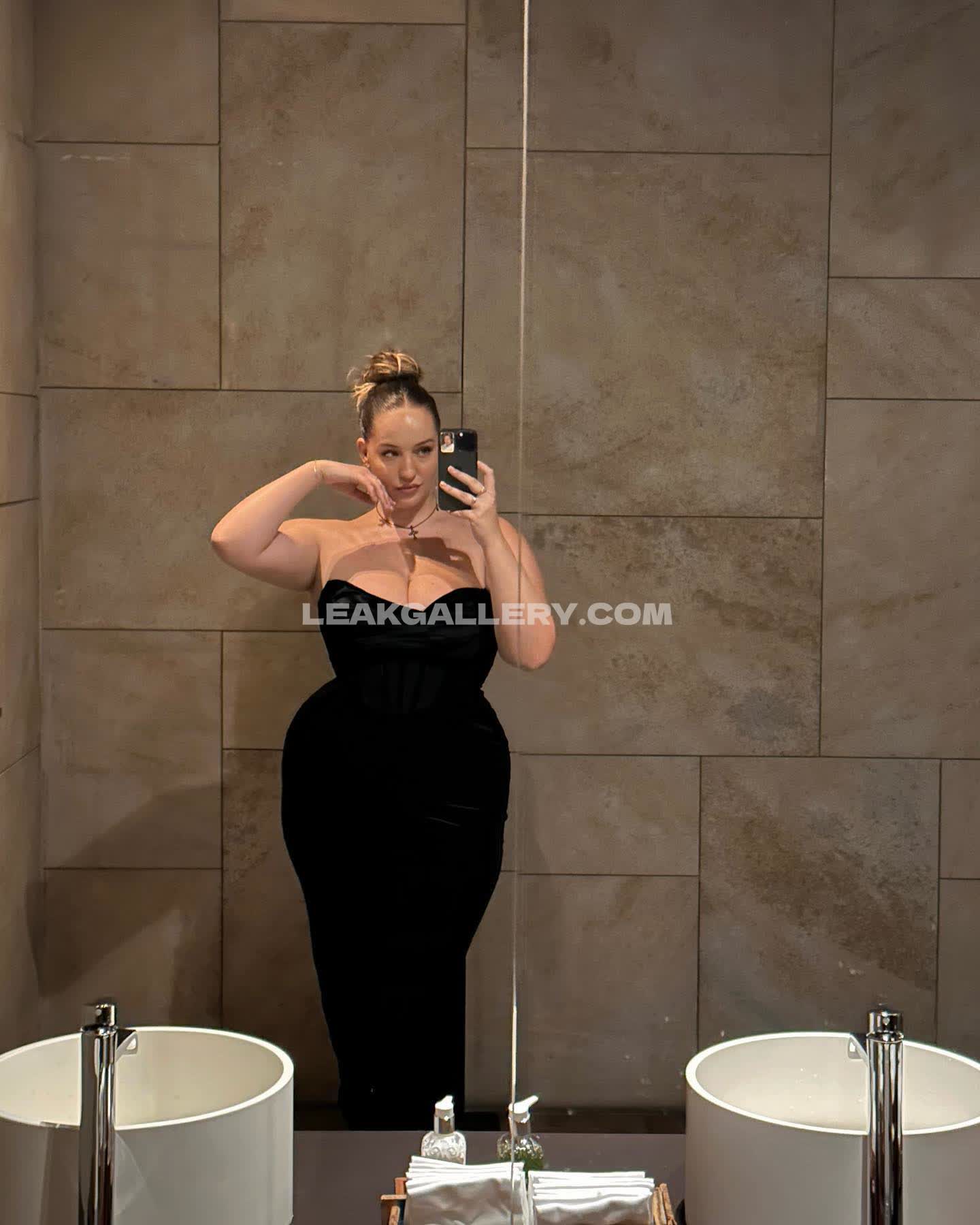 Joannvdherik Exclusive Leaked Nude OnlyFans #4114687