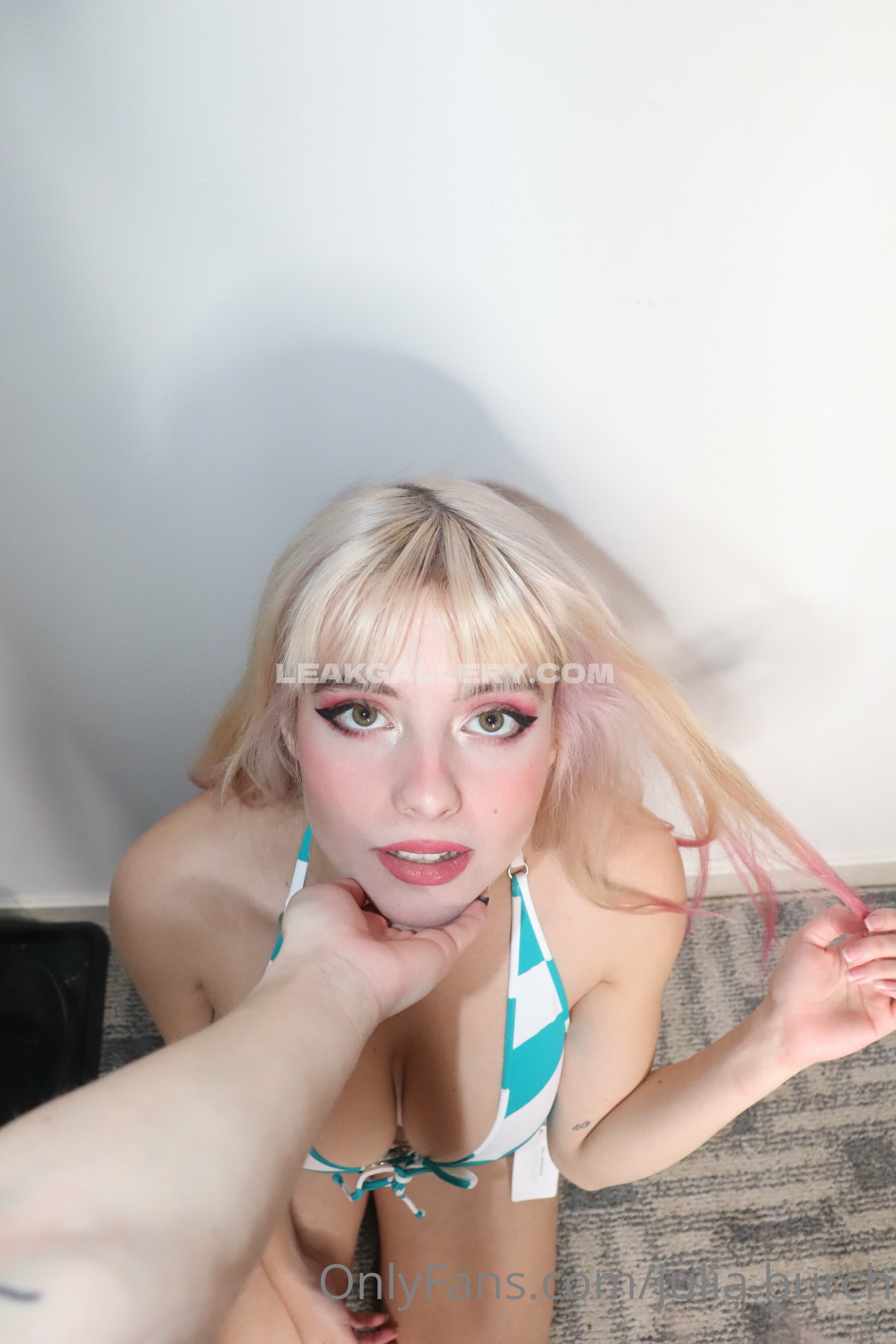 Juliaburch / juliaaburch Exclusieve gelekte naaktcontent van OnlyFans #4398483