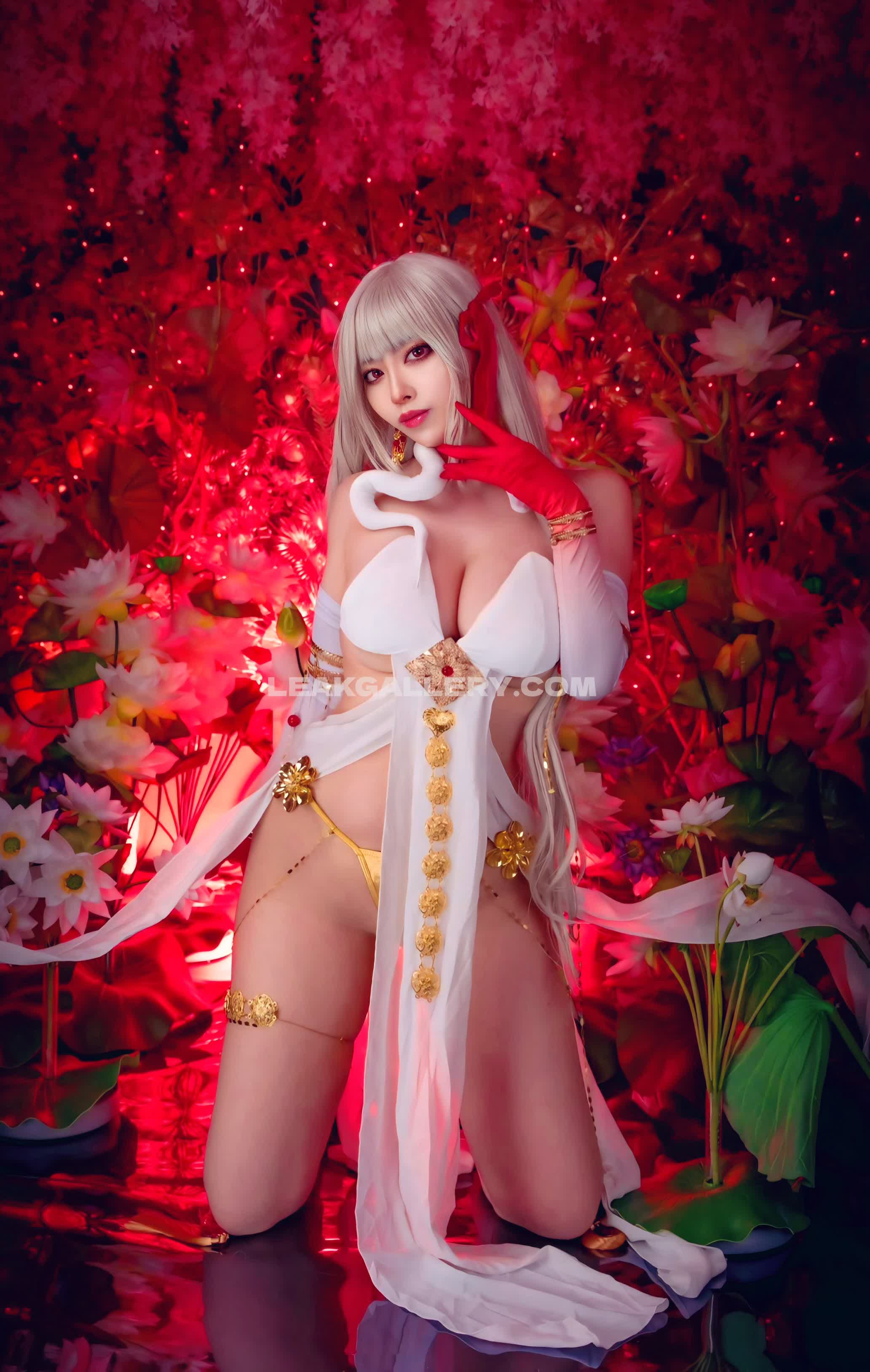 Kagurayuria Exclusive Leaked Nude OnlyFans #7934908