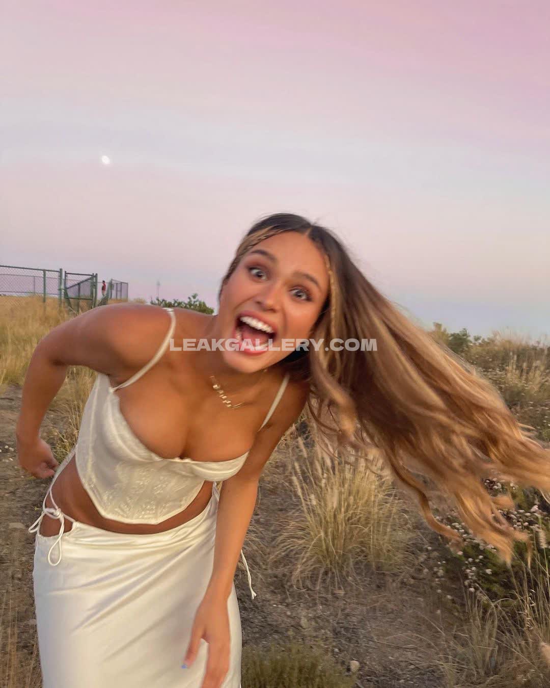 Kianastadlerr Exclusive Leaked Nude OnlyFans #3924161