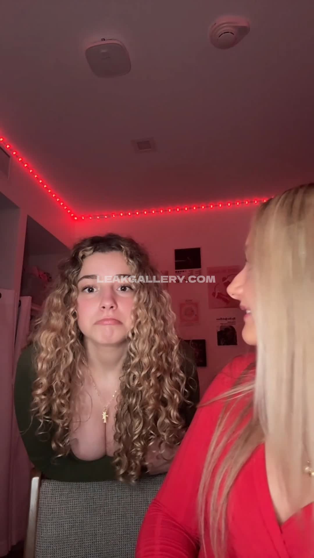 Kirapregiato / kira_pregiato Exclusive Leaked Nude OnlyFans #3678901
