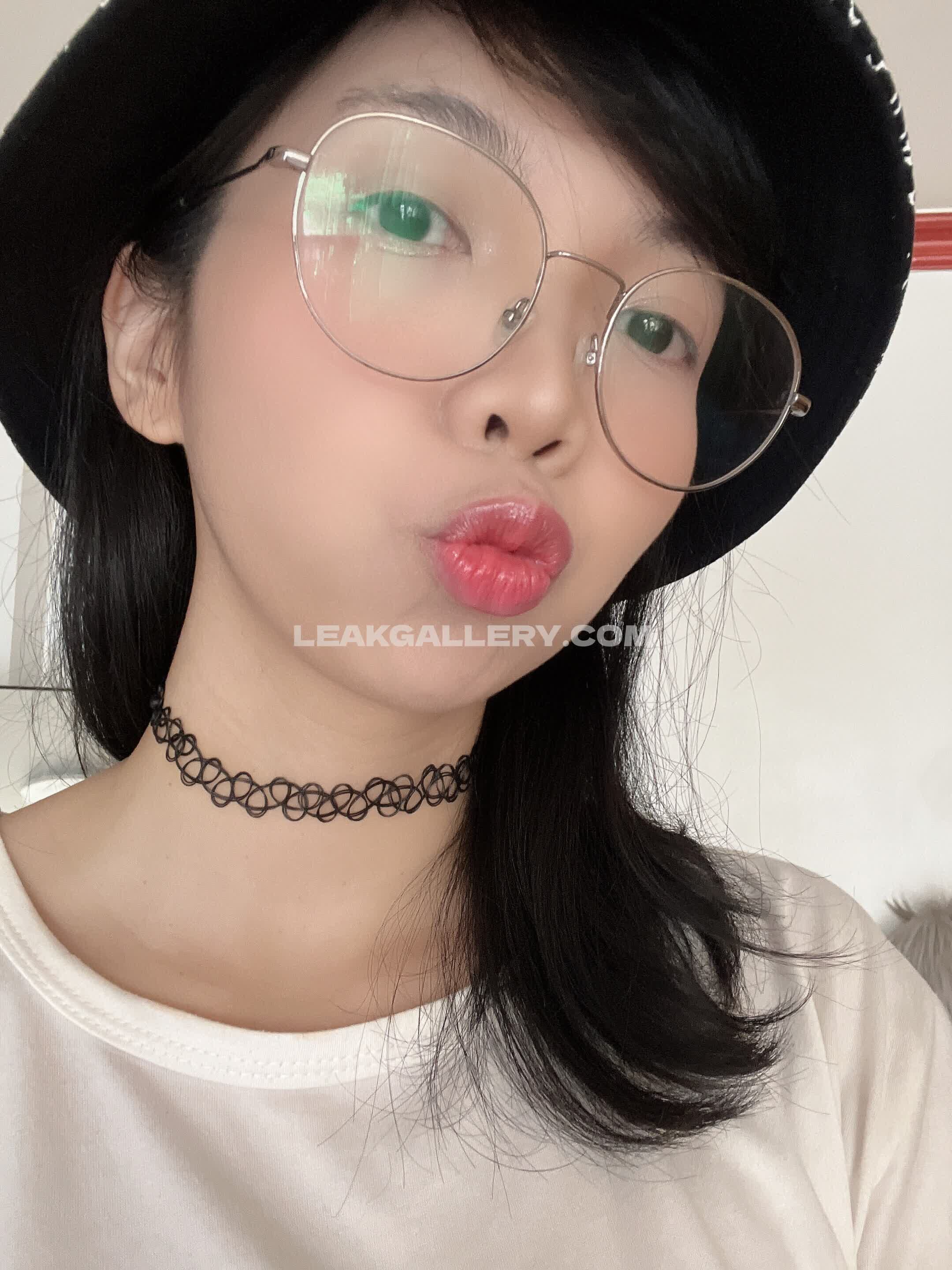 Kitzcua / kitzcua_ Exclusieve gelekte naaktcontent van OnlyFans #7788830