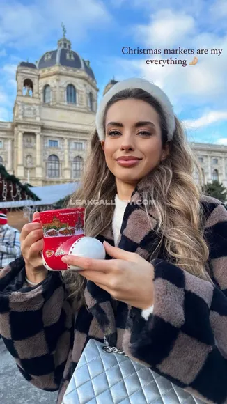 Kovalenkooliza / yelikova Exclusive Leaked Nude Onlyfans #7962154