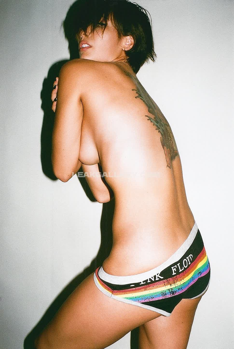 Kozyshay Exclusive Leaked Nude OnlyFans #8126486
