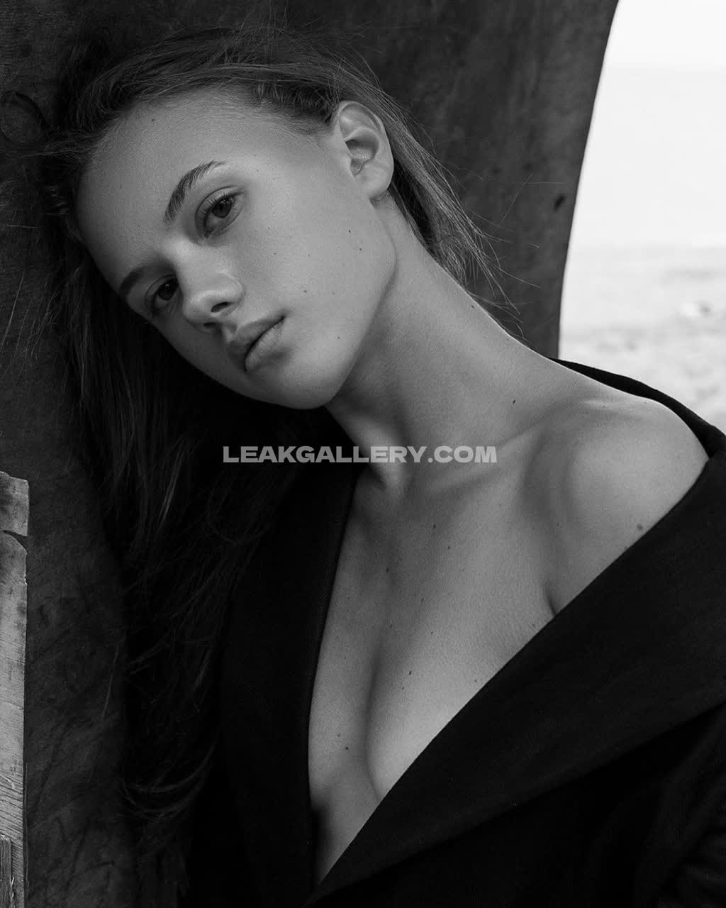Kristyashmidt Exclusive Leaked Nude OnlyFans #5156150