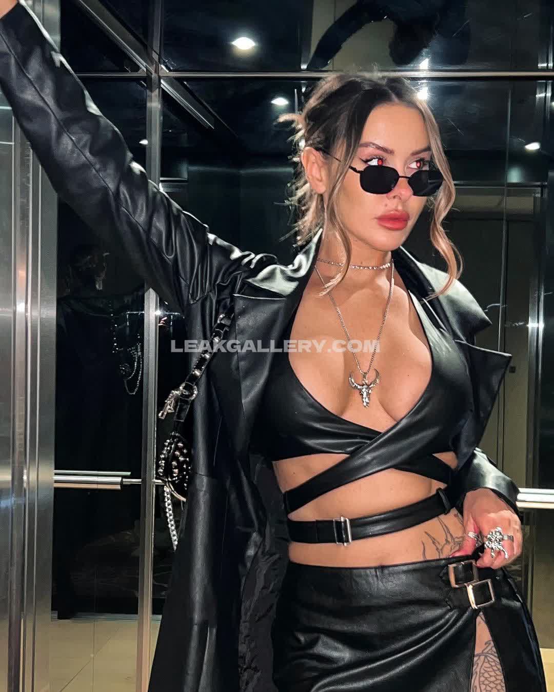 Laceymontgomery1 Exclusive Leaked Nude OnlyFans #3960557