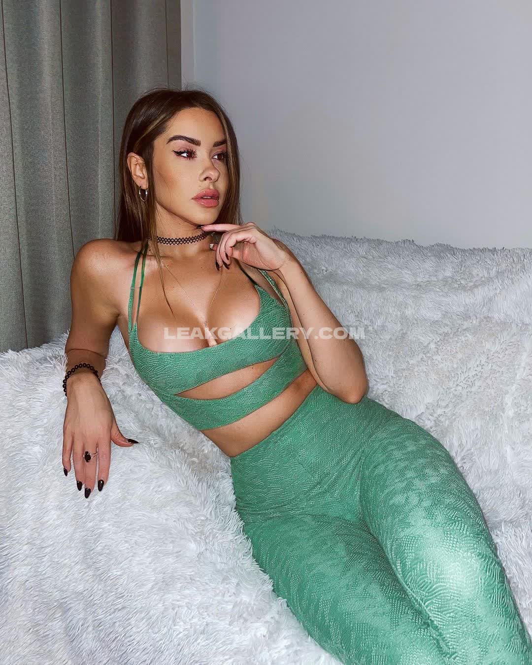 Laceymontgomery1 Exclusive Leaked Nude OnlyFans #3974039