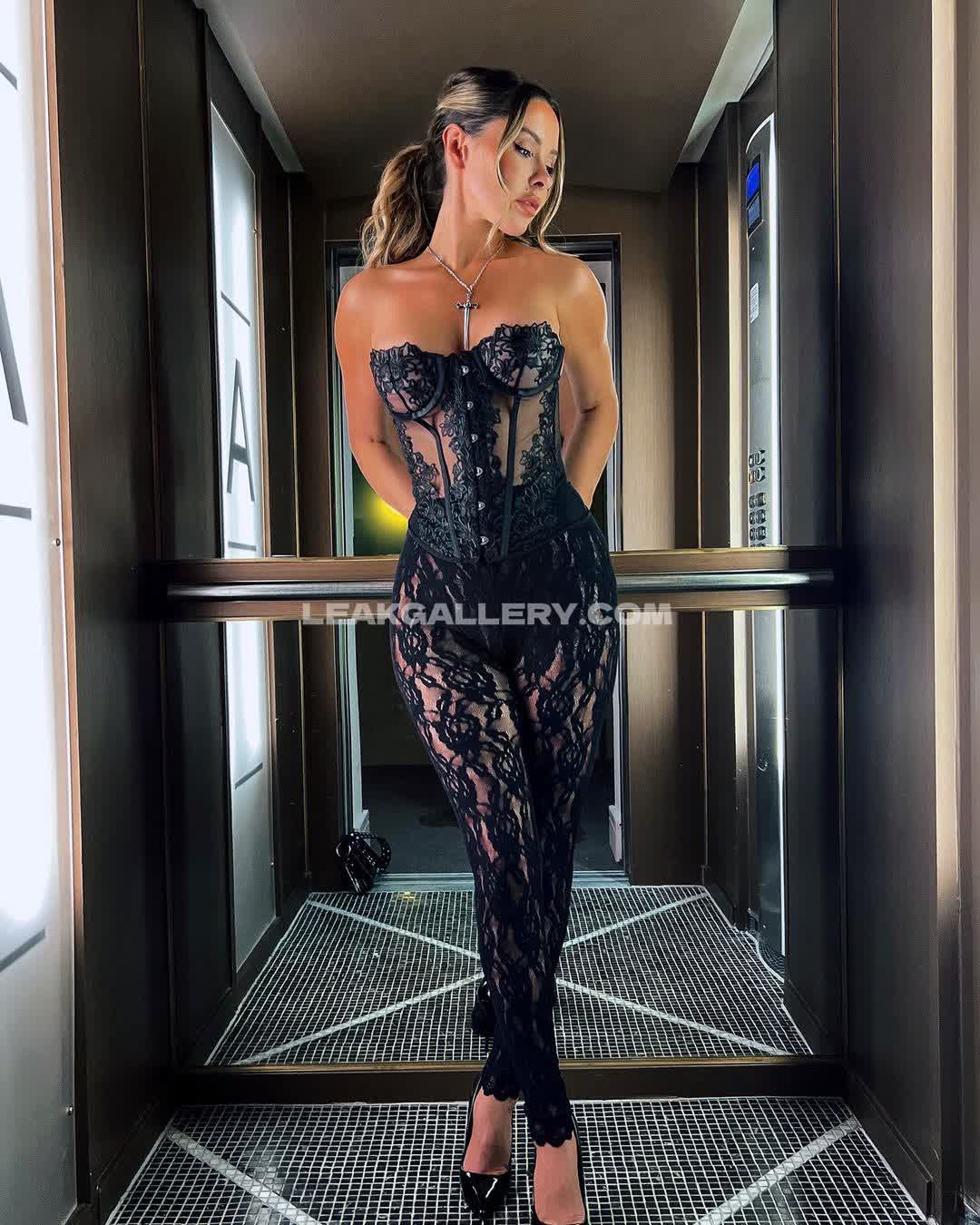 Laceymontgomery1 Exclusive Leaked Nude OnlyFans #3960249
