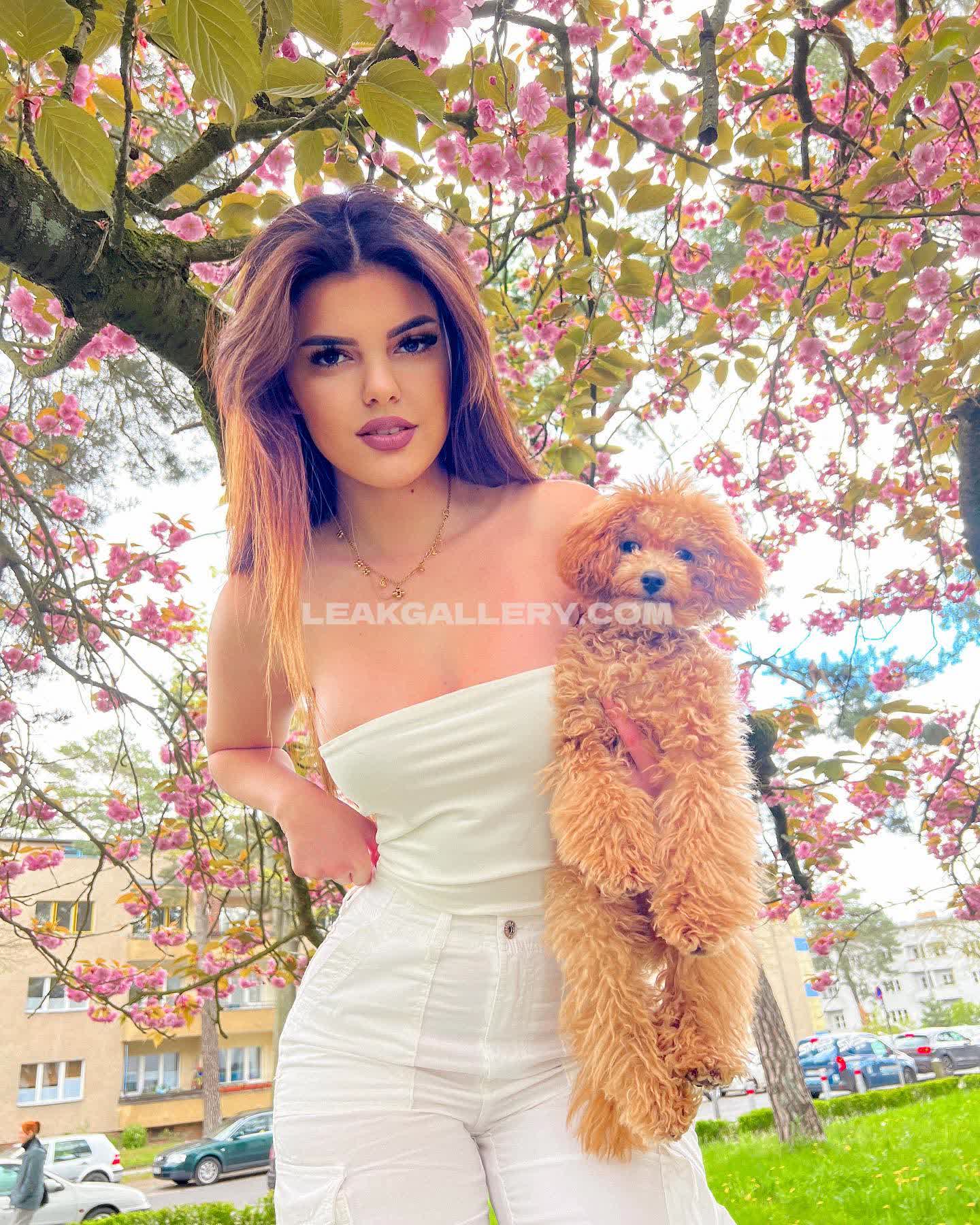 Lara_winter Exclusieve gelekte naaktcontent van OnlyFans #7984092