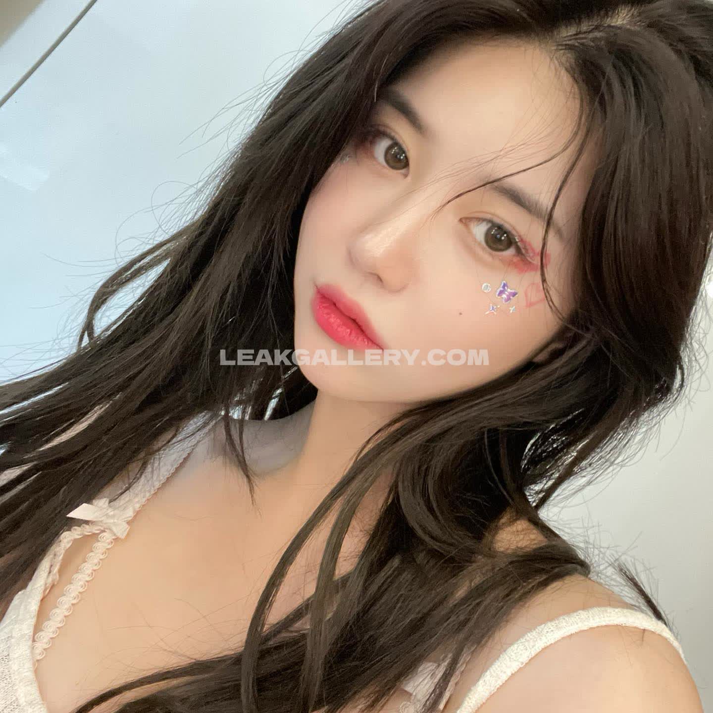 Leehwasi Exclusive Leaked Nude OnlyFans #8041600