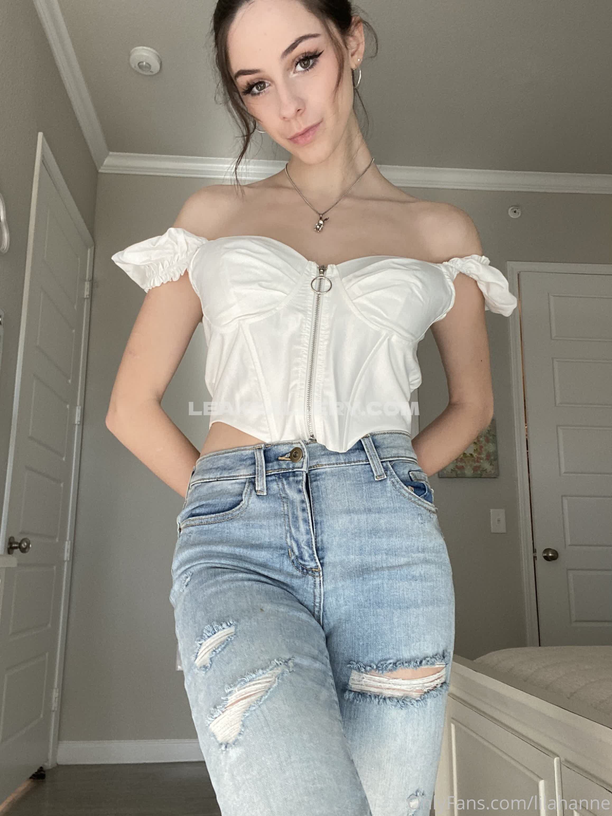 Lilah_lovesyou / lilahlovesyou Exclusive Leaked Nude OnlyFans #3831389