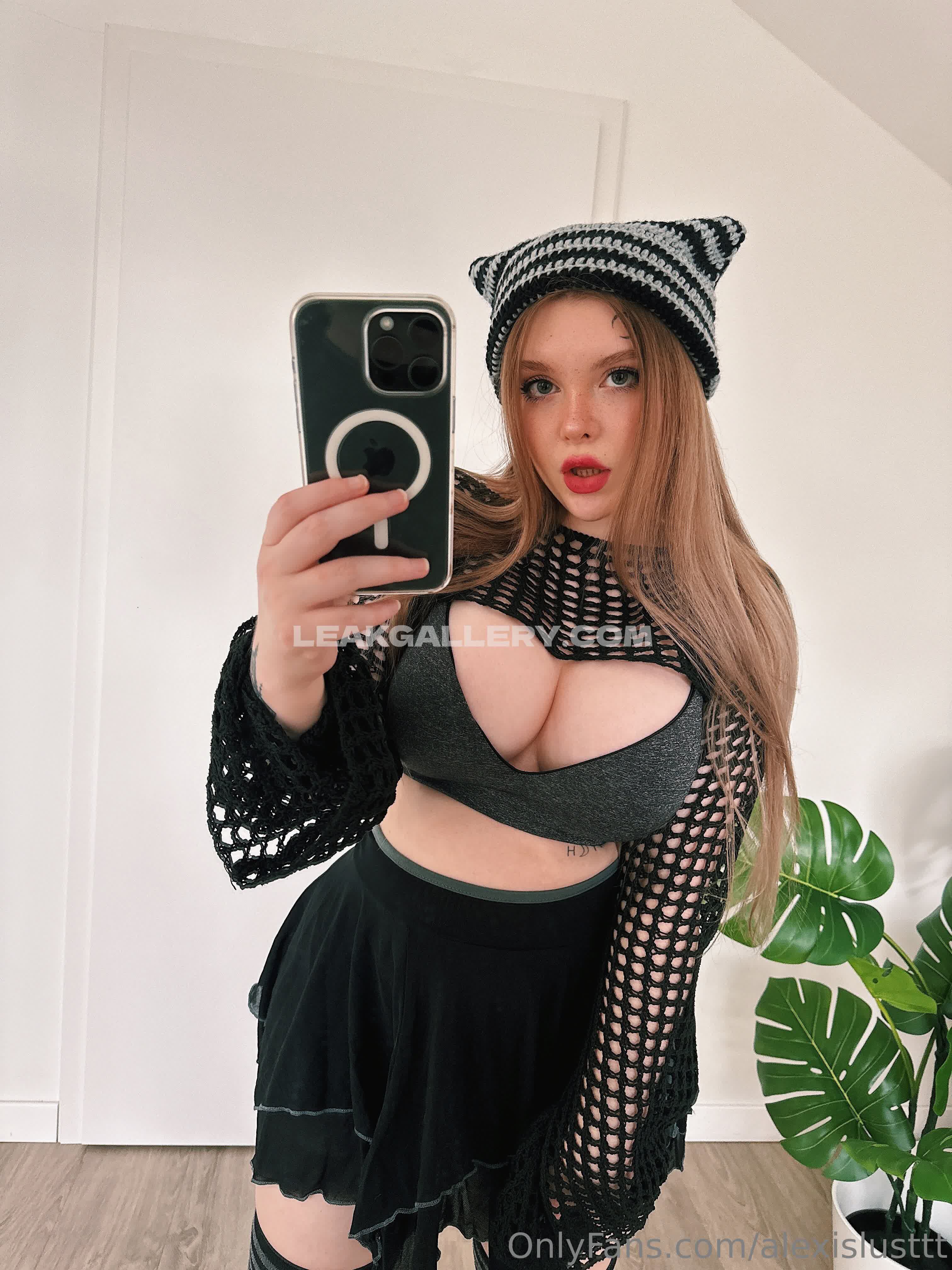 Lilalustxx Exclusive Leaked Nude OnlyFans #8129265
