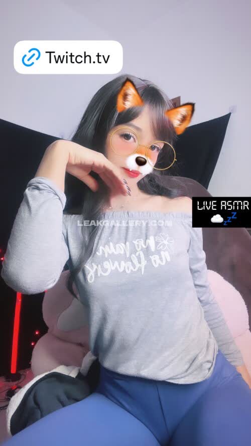 Little Exklusiv geleakte Nacktbilder von OnlyFans #12078167