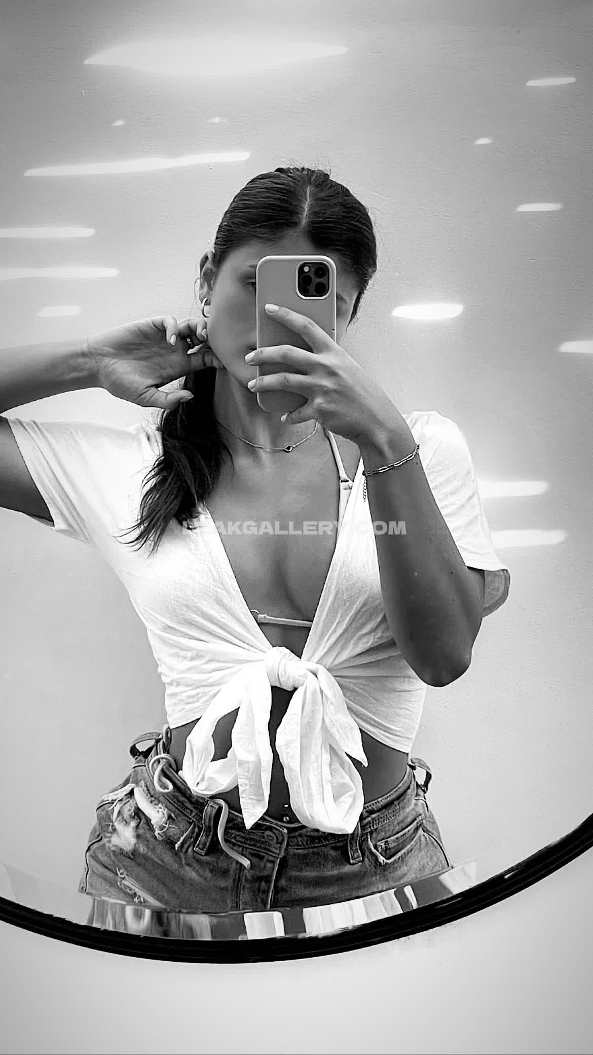 Livefitelle Exclusive Leaked Nude OnlyFans #3933043