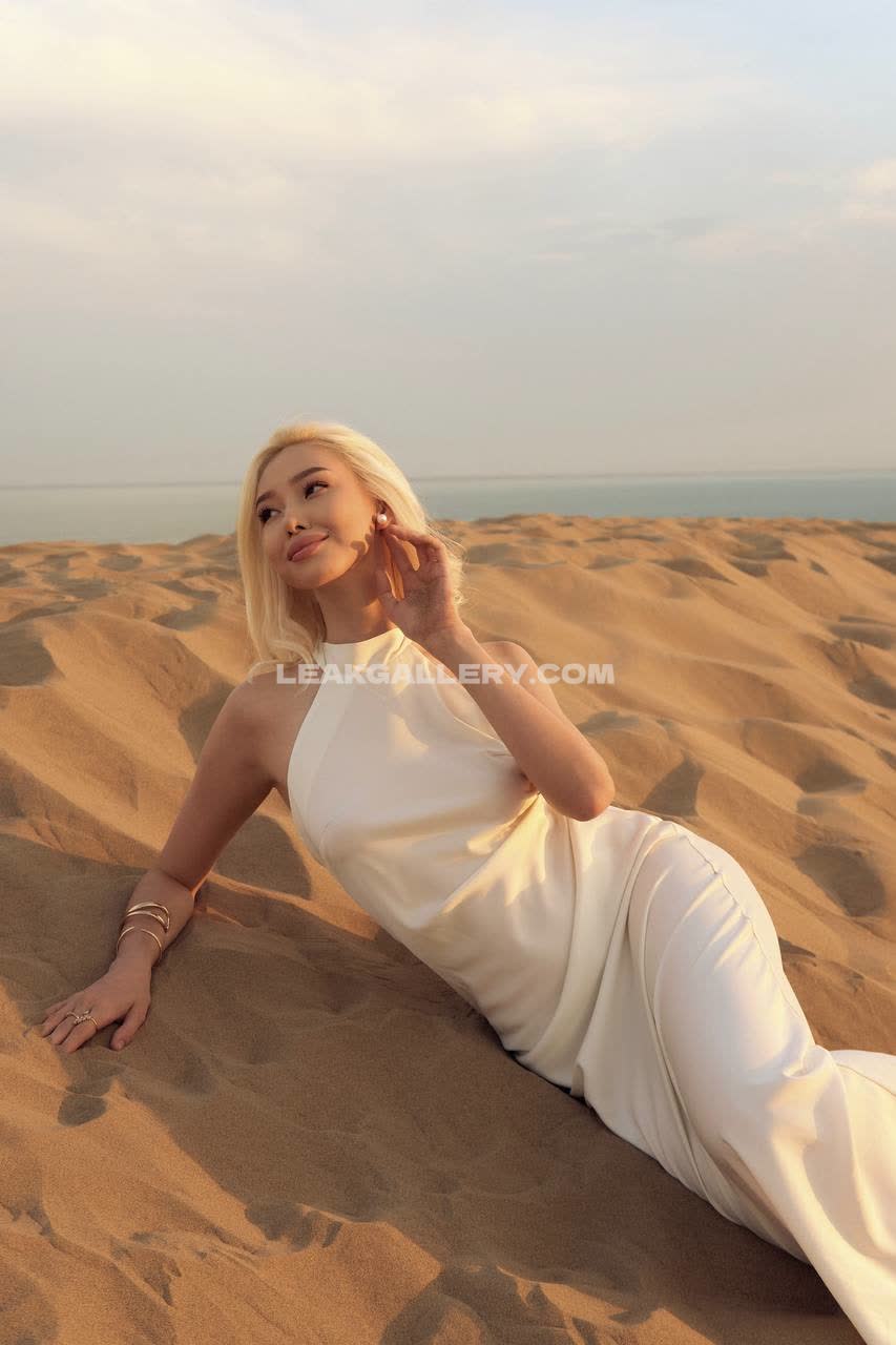 Llameella Exclusive Leaked Nude OnlyFans #7969685