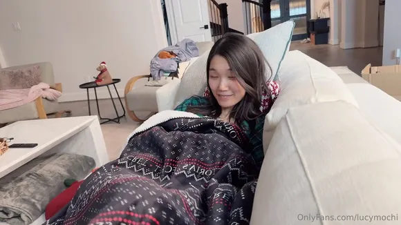 lucymochi video thumbnail