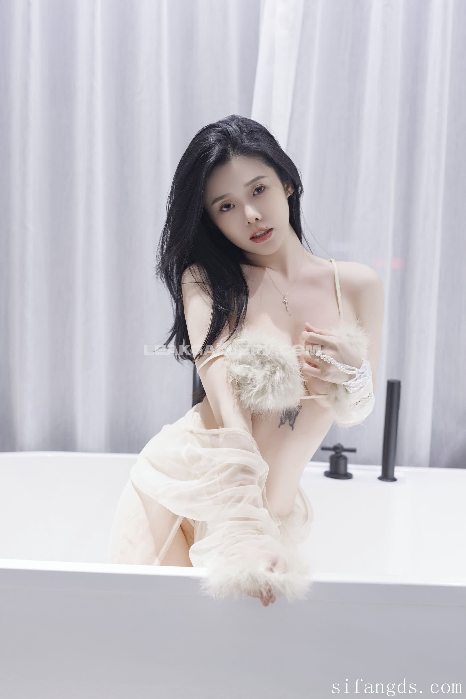 Luvianlee Exclusive Leaked Nude OnlyFans #7587029