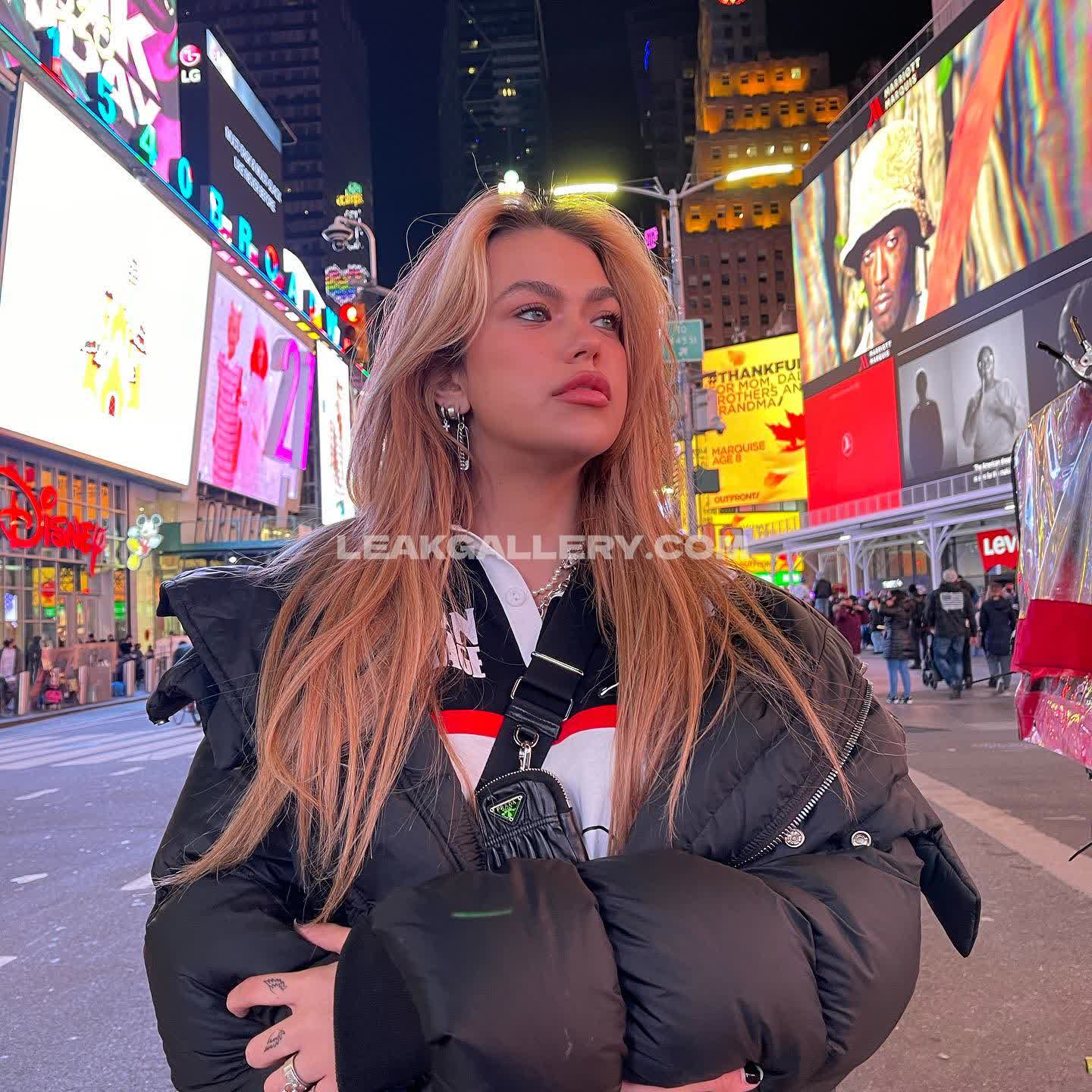 Luvstruck Exklusiv geleakte Nacktbilder von OnlyFans #7507634