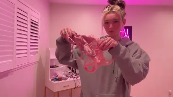 madiruve video thumbnail