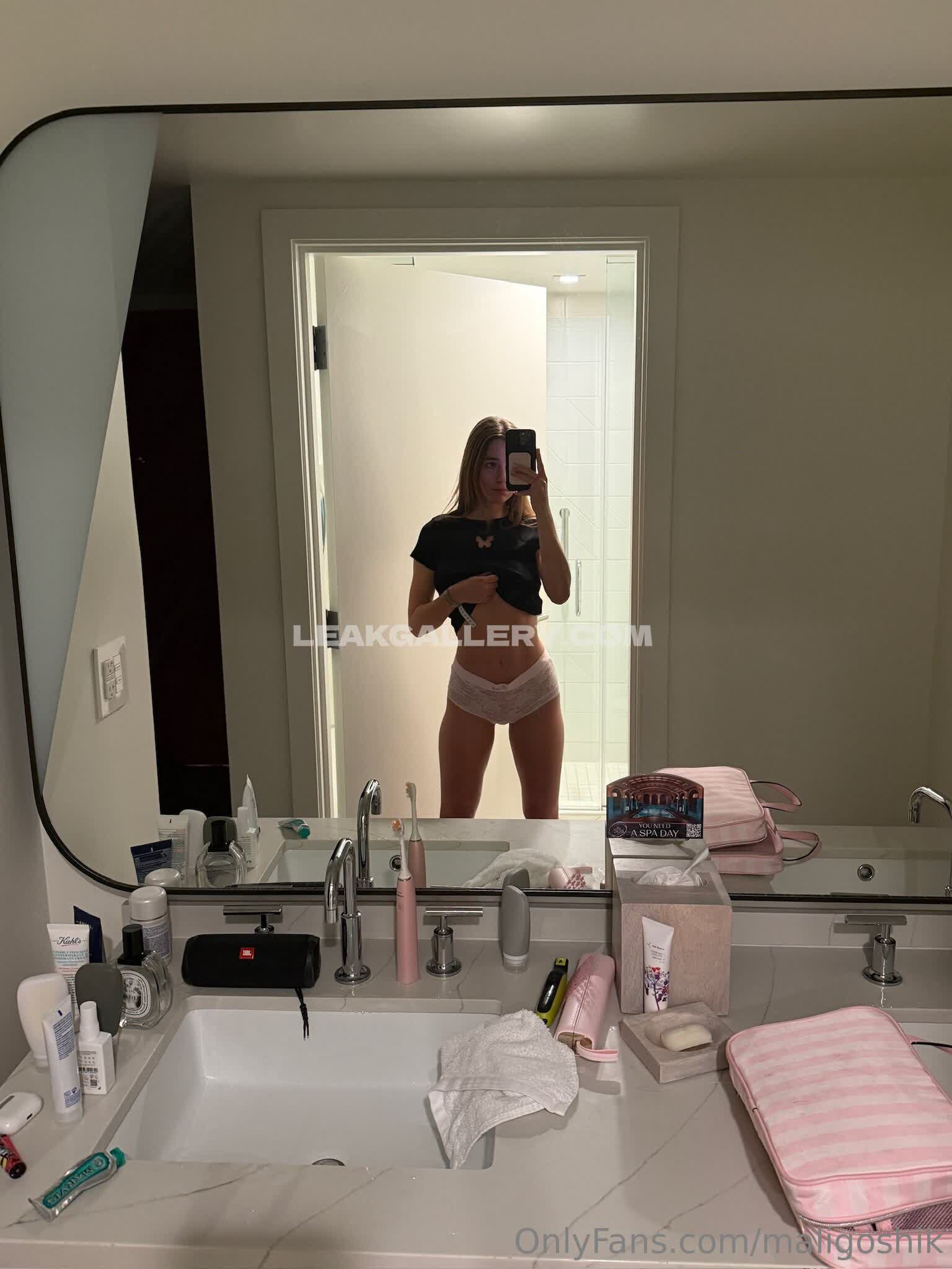 Maligoshik Exclusive Leaked Nude OnlyFans #5399086