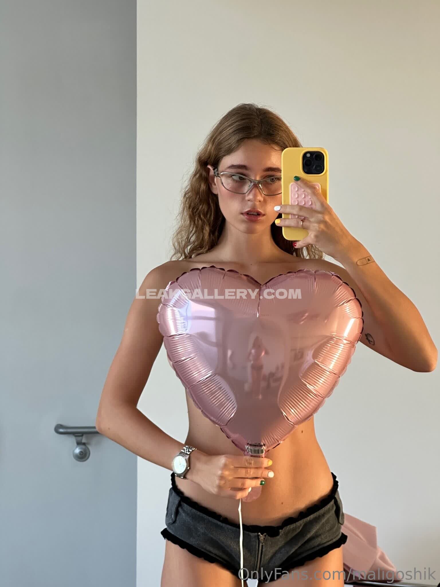 Maligoshik Exclusive Leaked Nude OnlyFans #4232614