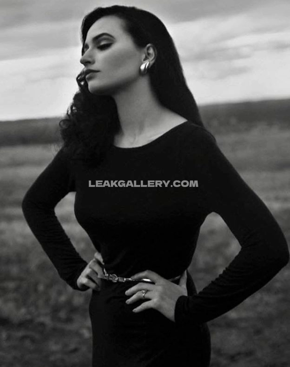 Martinamarkota Exclusive Leaked Nude OnlyFans #7978112