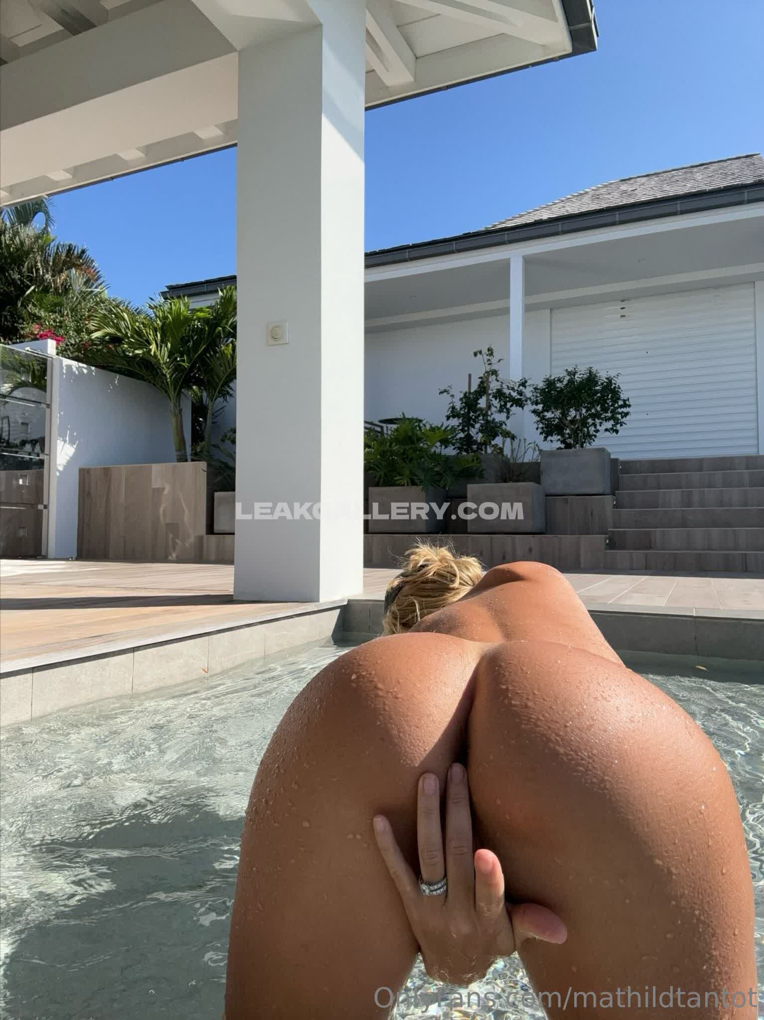 Mathildtantot Leak OnlyFans exclusif #3537631