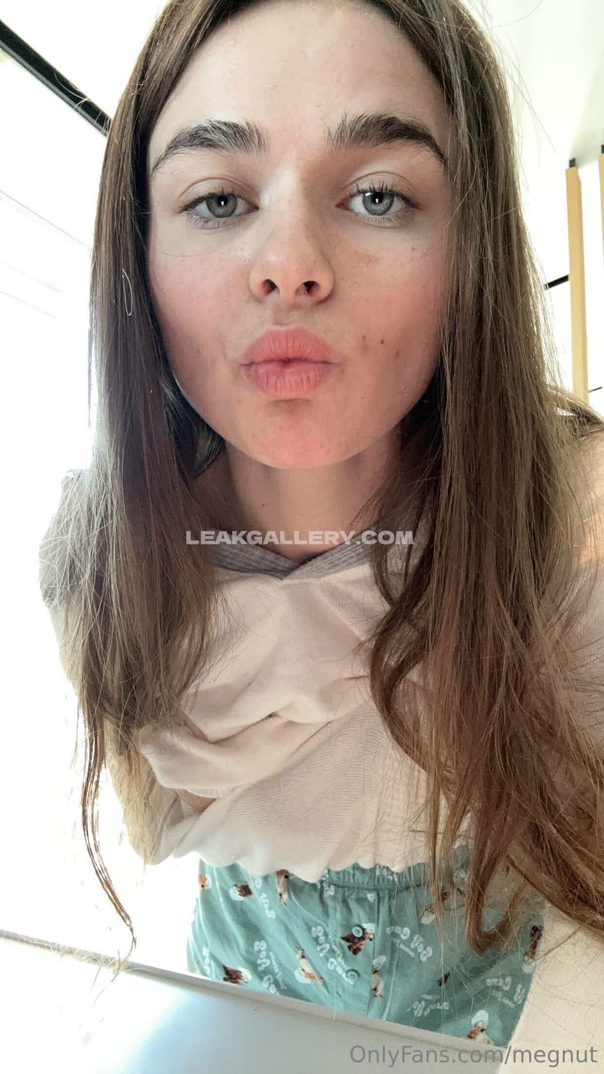 Megnut / meggnut / megnutt OnlyFans Nudi in Esclusiva Trapela #4979211