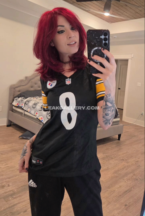 Meloniemac Exclusive Leaked Nude OnlyFans #12083031