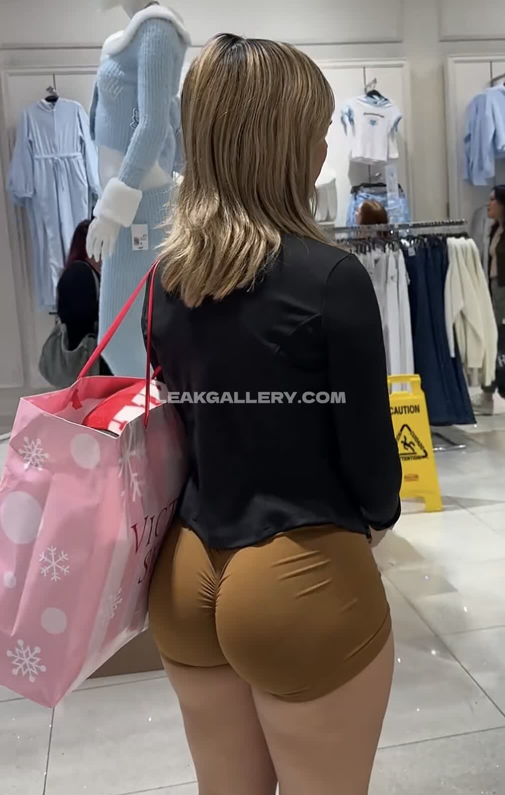 Miamorales Exclusive Leaked Nude OnlyFans #4141316