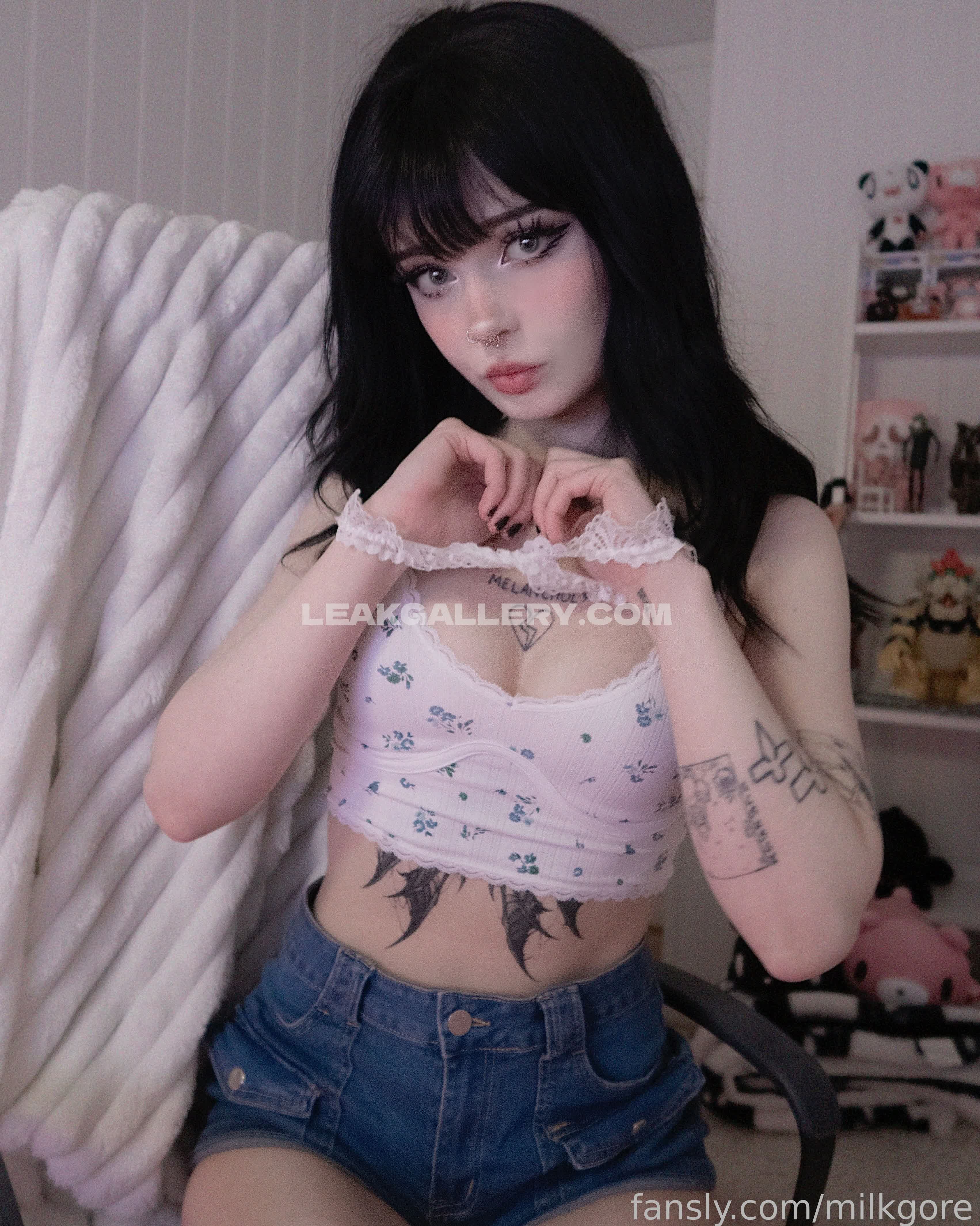 Milkgore OnlyFans Nudi in Esclusiva Trapela #4130611