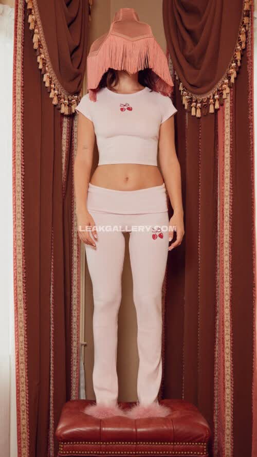 Milliebobbybrown Exclusive Leaked Nude OnlyFans #12079130