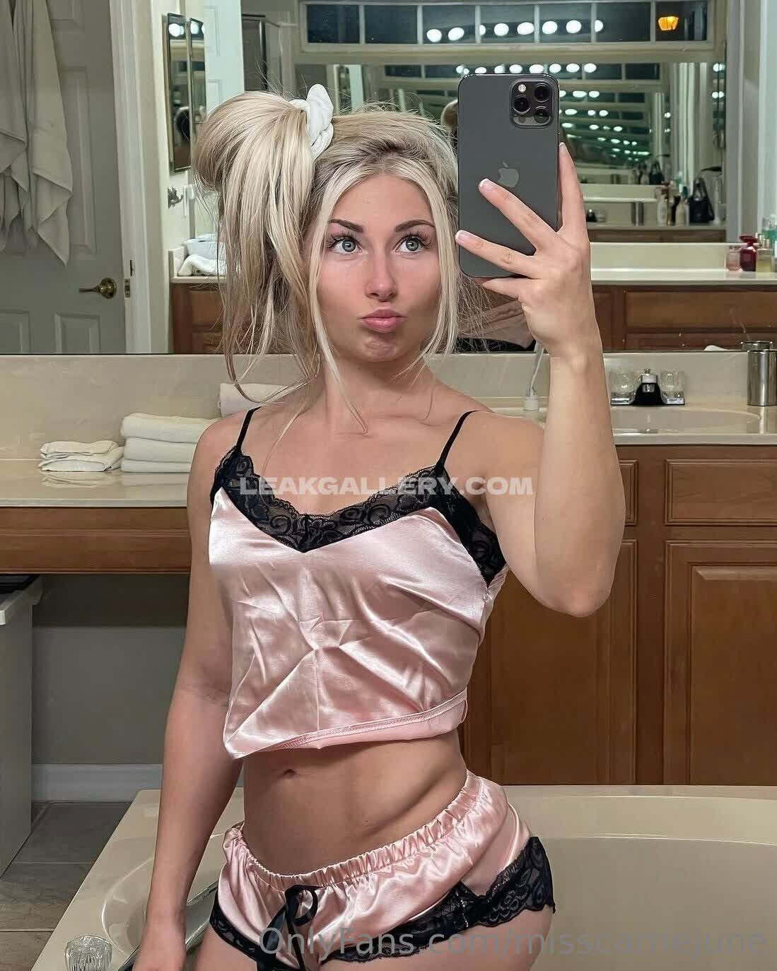 Misscarriejune Exclusive Leaked Nude OnlyFans #6409486