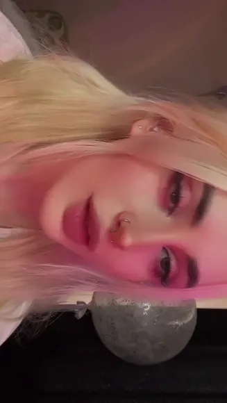 moranabatt video thumbnail