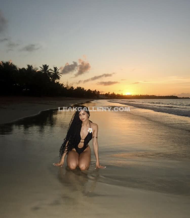 Nickimariiee Exclusive Leaked Nude OnlyFans #4727757