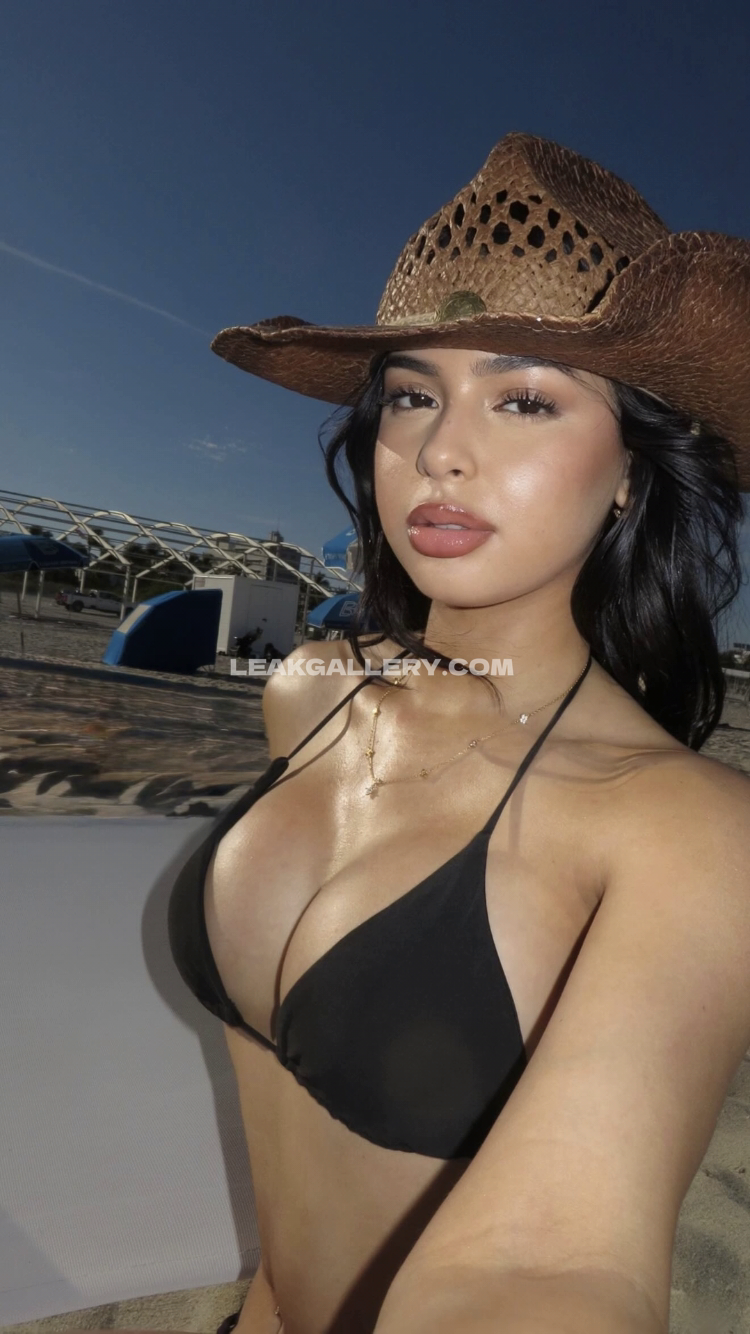 Nickimariiee Exclusive Leaked Nude OnlyFans #4727817